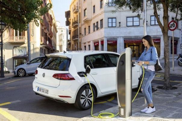 VW e-Golf: Einstieg in die E-Mobilität jetzt so günstig wie noch nie!